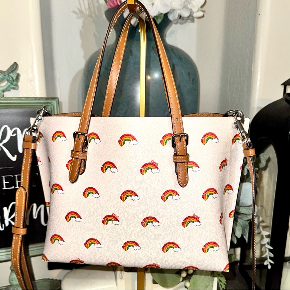 Coach Mollie Tote Rainbow Heart Print 2023 #CK373 - NWOT $378 - Picture 13 of 16